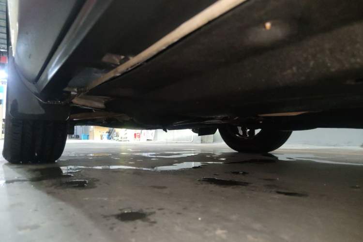 Used Ford Escape 2020 EcoBoost 245 Two-Wheel-Drive Comfort Edition Chassis Front Left