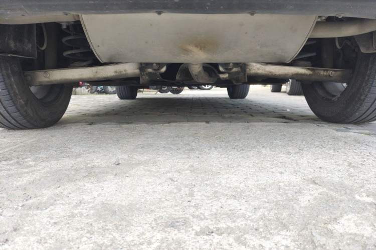 Used Ford Escape 2020 EcoBoost 245 Two-Wheel-Drive Titanium Edition Chassis Front Right