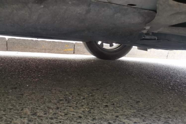 Used Ford Escape 2020 EcoBoost 245 Four-Wheel Drive Titanium Edition Chassis Front Right