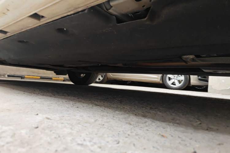 Used Ford Escape 2020 EcoBoost 245 Four-Wheel Drive ST-LINE Deluxe Edition Chassis Rear Left