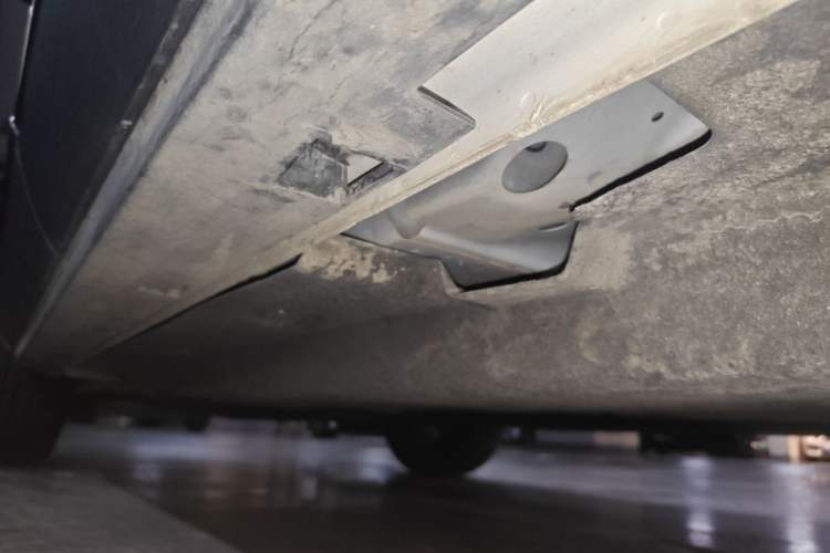 Used Ford Escape 2020 EcoBoost 245 Two-Wheel-Drive Titanium Edition Chassis Rear Left
