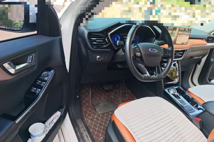 Used Ford Escape 2020 EcoBoost 245 Four-Wheel Drive Luxury Edition Driver Seat
