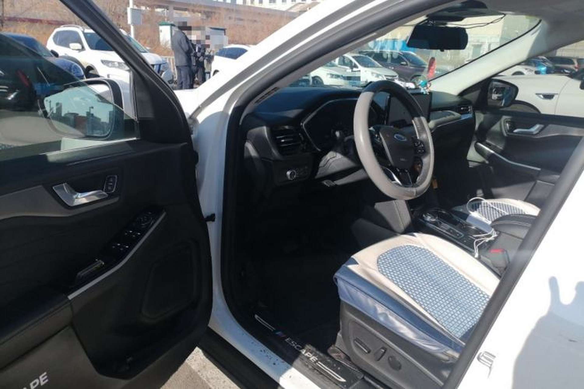 Used Ford Escape 2020 EcoBoost 245 4x4 Enjoyment Model Driver Seat