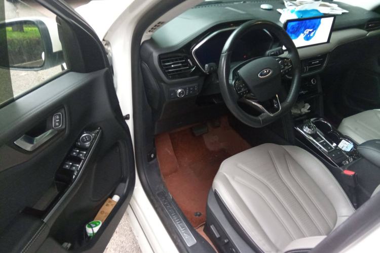 Used Ford Escape 2020 EcoBoost 245 Two-Wheel Drive Smart & Enjoyment Model Driver Seat