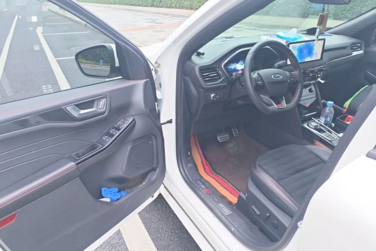 Used Ford Escape 2020 EcoBoost 245 Four-Wheel Drive ST-LINE Deluxe Edition Driver Seat