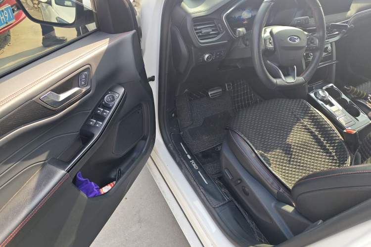 Used Ford Escape 2020 EcoBoost 245 Four-Wheel Drive ST-LINE Deluxe Edition