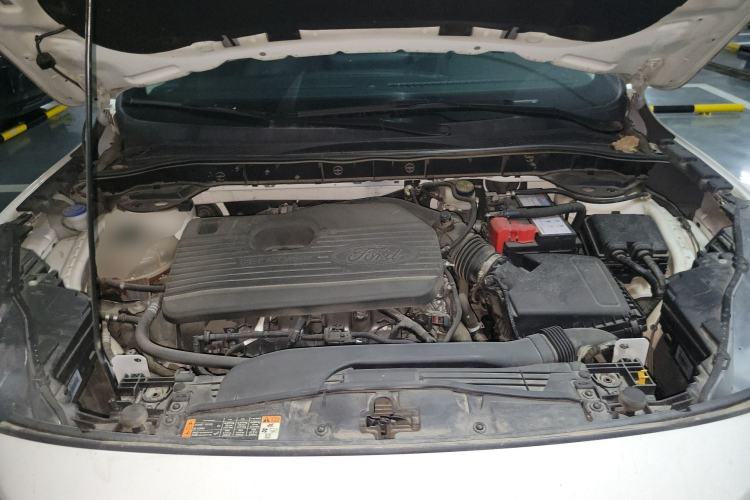 Used Ford Escape 2020 EcoBoost 245 4x4 Enjoyment Model Engine Bay
