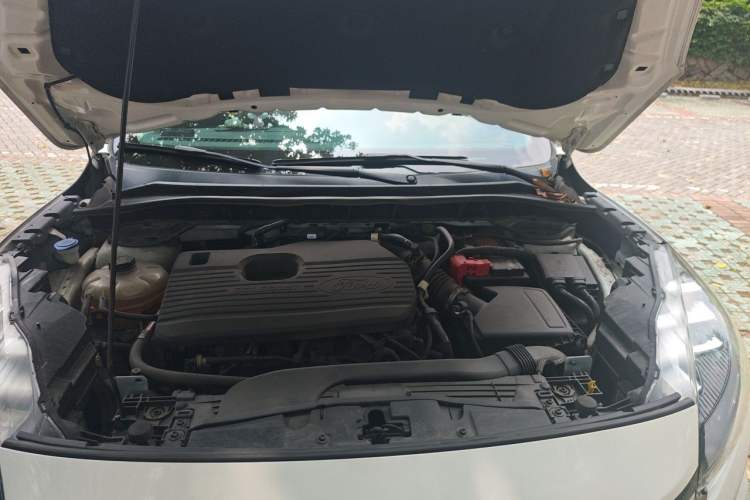 Used Ford Escape 2020 EcoBoost 245 Two-Wheel Drive Smart & Enjoyment Model Engine Bay