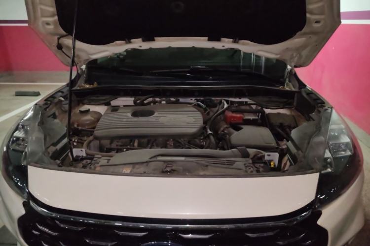 Used Ford Escape 2020 EcoBoost 245 Four-Wheel Drive Titanium Edition Engine Bay