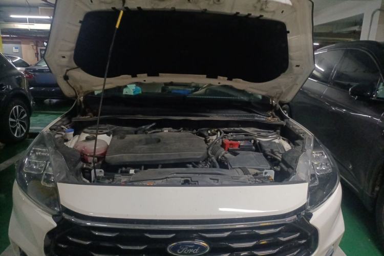 Used Ford Escape 2020 EcoBoost 245 Two-Wheel-Drive Titanium Edition Engine Bay