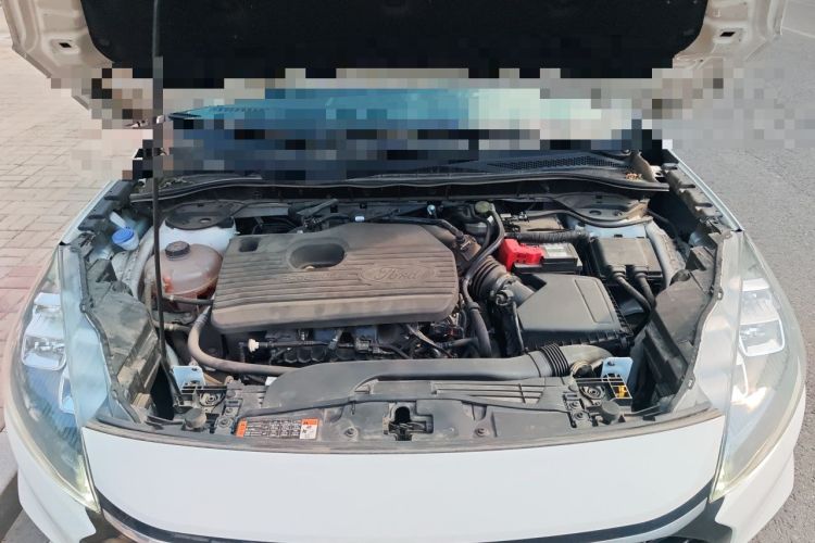 Used Ford Escape 2020 EcoBoost 245 Four-Wheel Drive Luxury Edition Engine Bay
