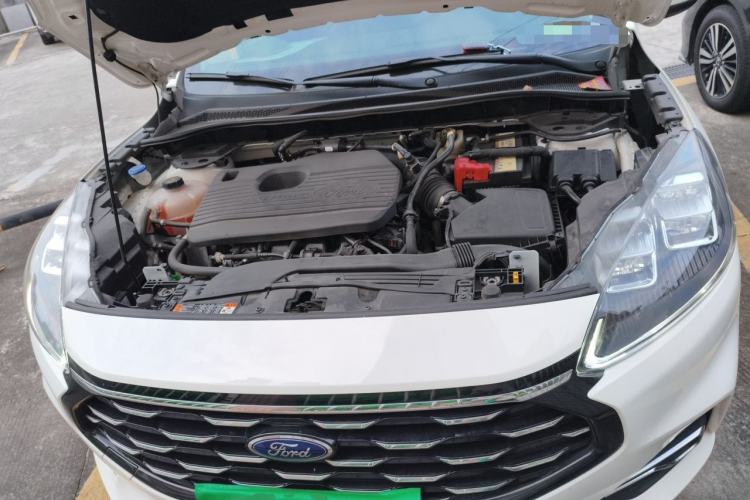 Used Ford Escape 2020 EcoBoost 245 Two-Wheel-Drive Titanium Edition Engine Bay