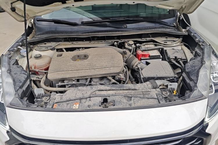 Used Ford Escape 2020 EcoBoost 245 Four-Wheel Drive Luxury Edition Engine Bay