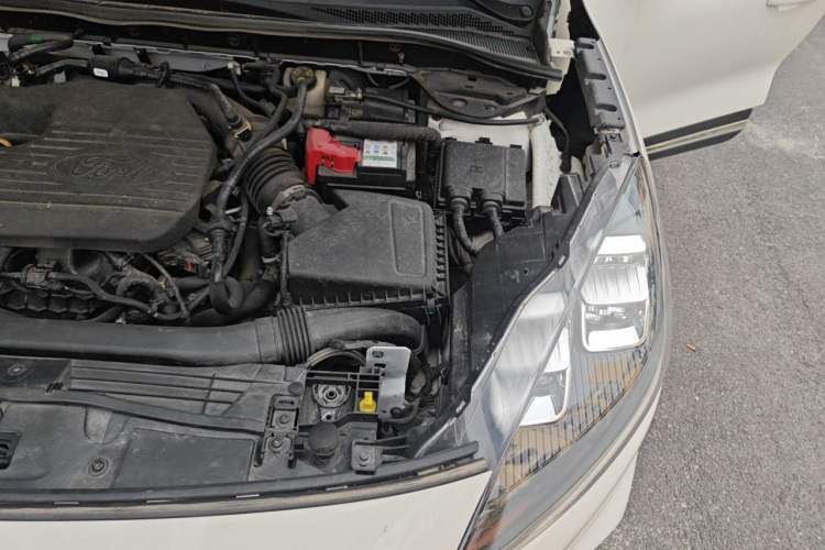 Used Ford Escape 2020 EcoBoost 245 Two-Wheel-Drive Titanium Edition Engine Bay Left