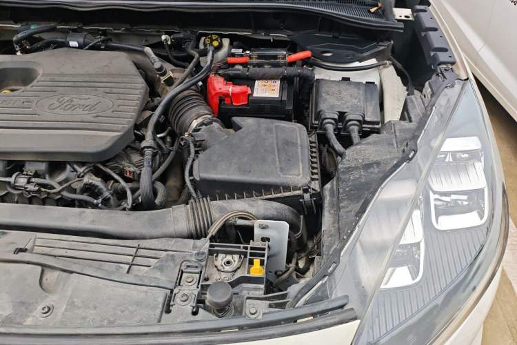 Used Ford Escape 2020 EcoBoost 245 Two-Wheel-Drive Titanium Edition Engine Bay Left
