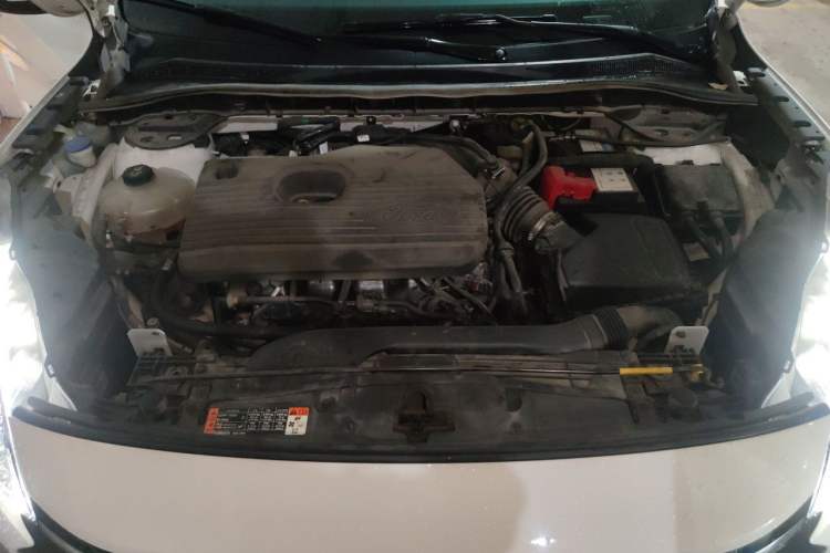 Used Ford Escape 2020 EcoBoost 245 Two-Wheel-Drive Comfort Edition Engine Bay