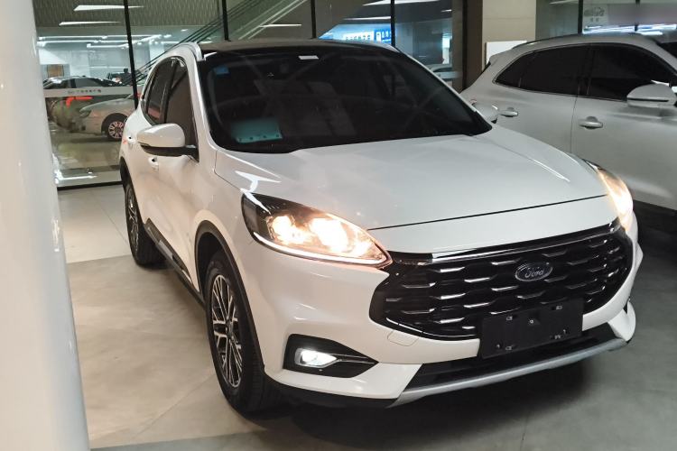 Used Ford Escape 2020 EcoBoost 245 4x4 Enjoyment Model Exterior 2