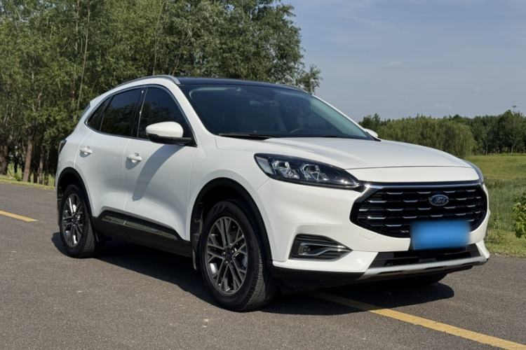Used Ford Escape 2020 EcoBoost 245 Two-Wheel-Drive Titanium Edition Exterior 4