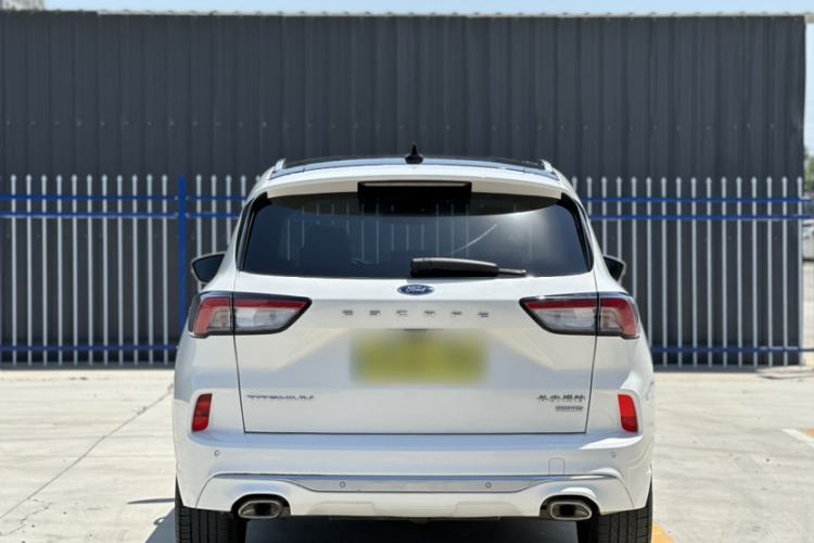 Used Ford Escape 2020 EcoBoost 245 Four-Wheel Drive Luxury Edition Exterior 4