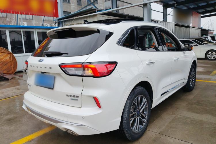 Used Ford Escape 2020 EcoBoost 245 Four-Wheel Drive Luxury Edition Exterior 5