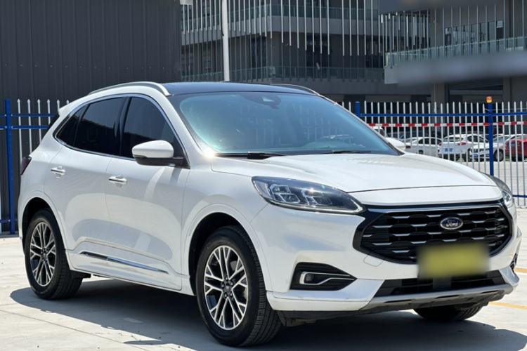 Used Ford Escape 2020 EcoBoost 245 Four-Wheel Drive Luxury Edition Exterior 6