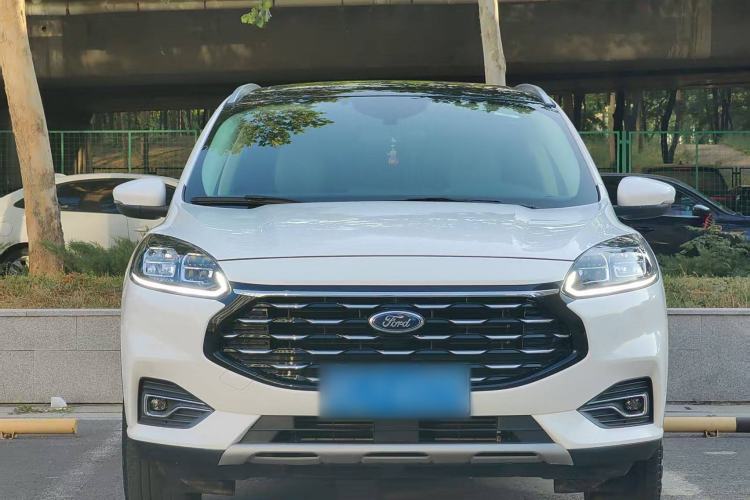 Used Ford Escape 2020 EcoBoost 245 Four-Wheel Drive Titanium Edition Exterior 8