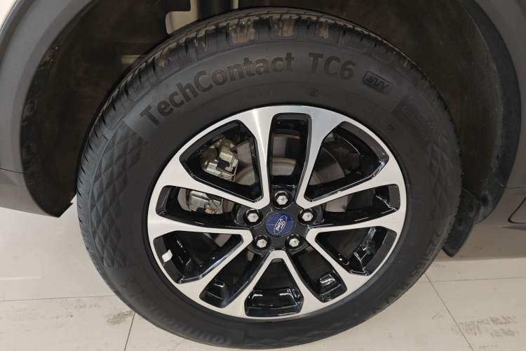 Used Ford Escape 2020 EcoBoost 245 Two-Wheel-Drive Comfort Edition Exterior 8
