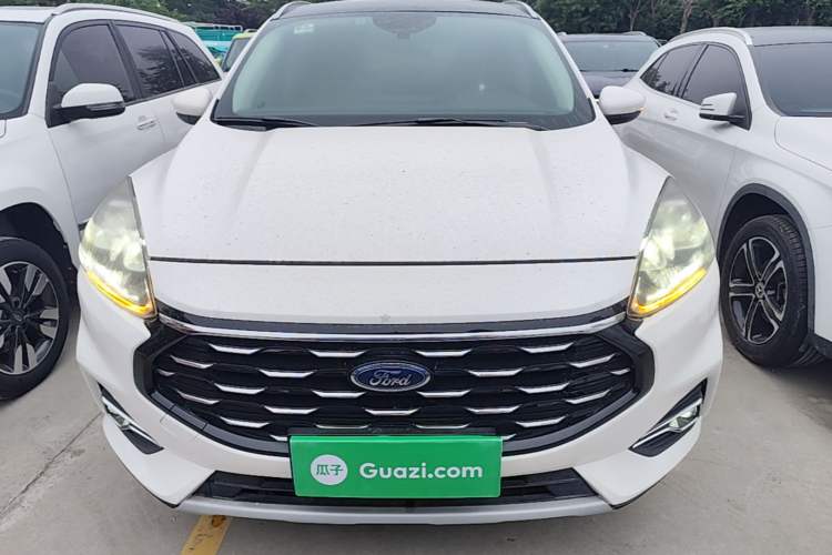 Used Ford Escape 2020 EcoBoost 245 Two-Wheel-Drive Titanium Edition Front