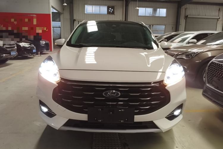 Used Ford Escape 2020 EcoBoost 245 Four-Wheel Drive Luxury Edition Front
