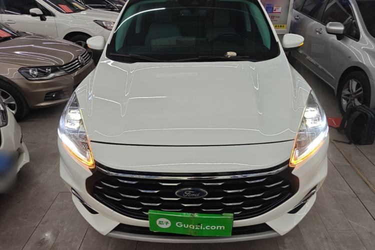 Used Ford Escape 2020 EcoBoost 245 Four-Wheel Drive Luxury Edition Front