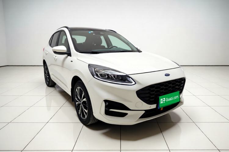 Used Ford Escape 2020 EcoBoost 245 Four-Wheel Drive ST-LINE Deluxe Edition Front Right 45 Deg