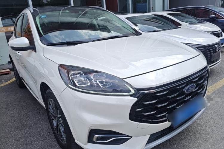 Used Ford Escape 2020 EcoBoost 245 Four-Wheel Drive Luxury Edition Front Right 45 Deg