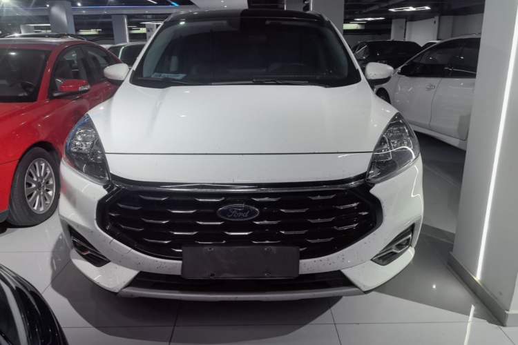 Used Ford Escape 2020 EcoBoost 245 Two-Wheel-Drive Titanium Edition Front