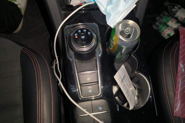 Used Ford Escape 2020 EcoBoost 245 Four-Wheel Drive ST-LINE Deluxe Edition Gear Lever