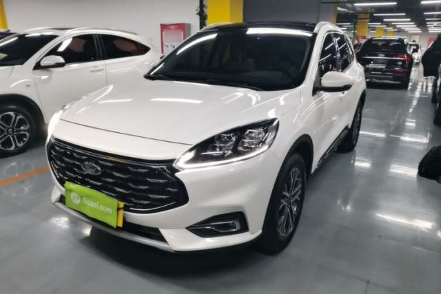 Used Ford Escape 2020 EcoBoost 245 Two-Wheel-Drive Titanium Edition