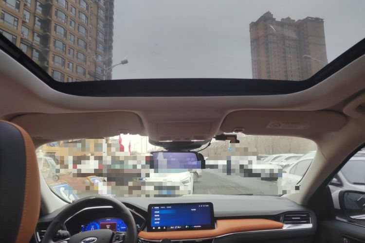 Used Ford Escape 2020 EcoBoost 245 Four-Wheel Drive Luxury Edition Headliner