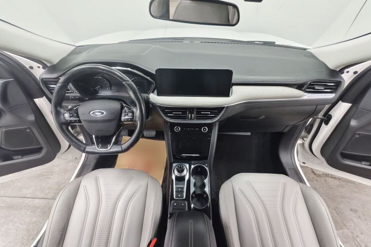 Used Ford Escape 2020 EcoBoost 245 4x4 Enjoyment Model Interior 1