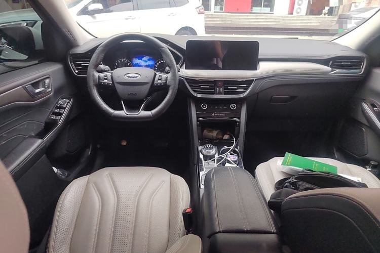 Used Ford Escape 2020 EcoBoost 245 4x4 Enjoyment Model Interior 2