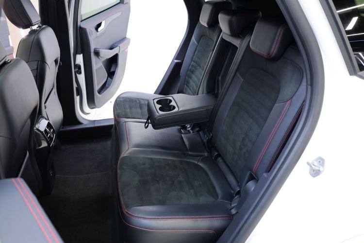 Used Ford Escape 2020 EcoBoost 245 Four-Wheel Drive ST-LINE Deluxe Edition Interior 9