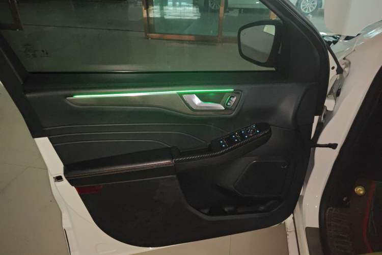 Used Ford Escape 2020 EcoBoost 245 Four-Wheel Drive Luxury Edition Left Front Door Interior
