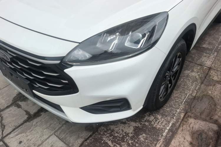 Used Ford Escape 2020 EcoBoost 245 Two-Wheel-Drive Comfort Edition Left Front Headlight