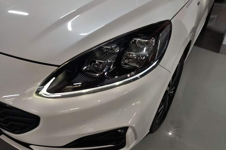 Used Ford Escape 2020 EcoBoost 245 Four-Wheel Drive ST-LINE Deluxe Edition Left Front Headlight
