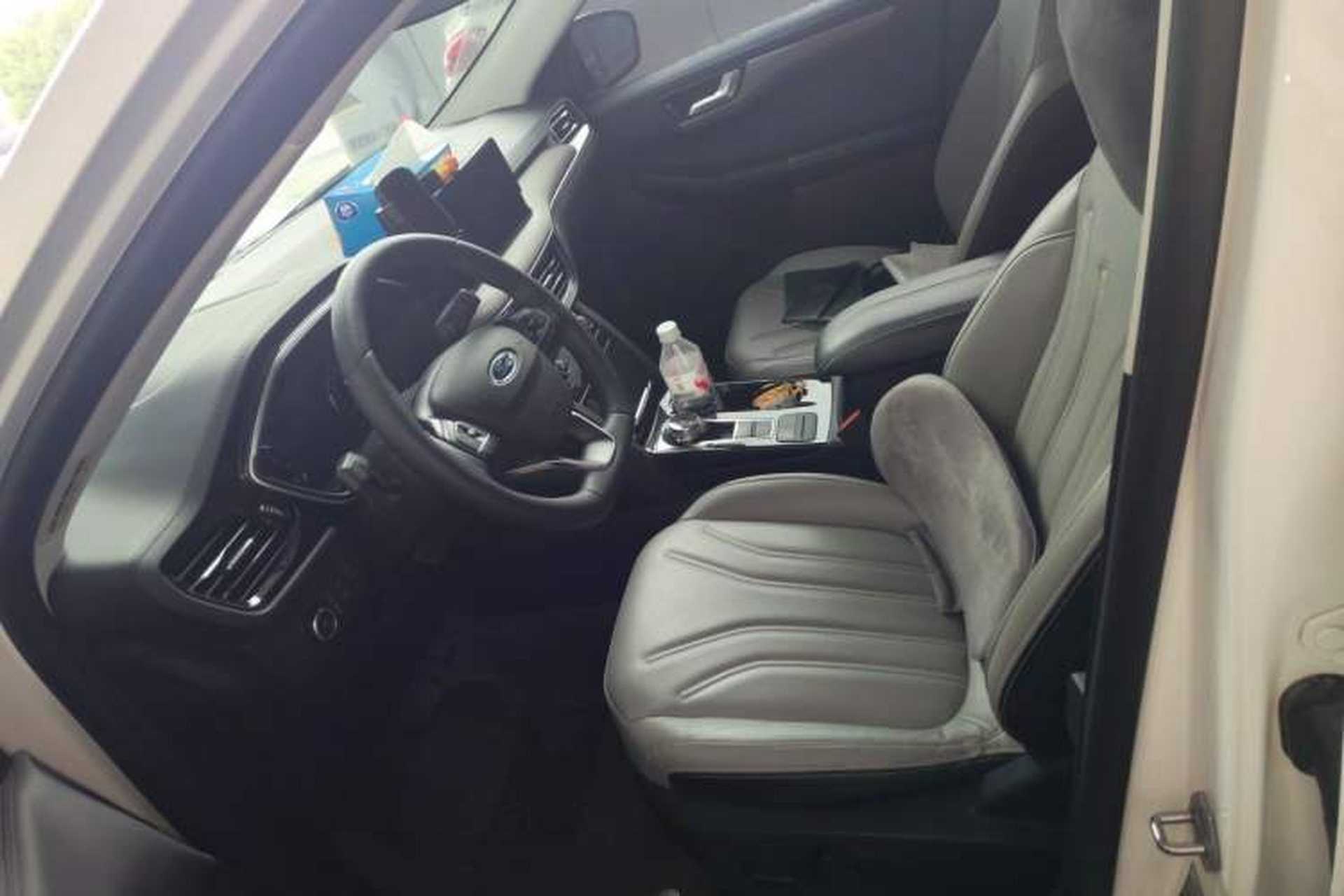 Used Ford Escape 2020 EcoBoost 245 Two-Wheel-Drive Comfort Edition Left Front Seat