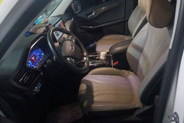 Used Ford Escape 2020 EcoBoost 245 Two-Wheel-Drive Titanium Edition Left Front Seat