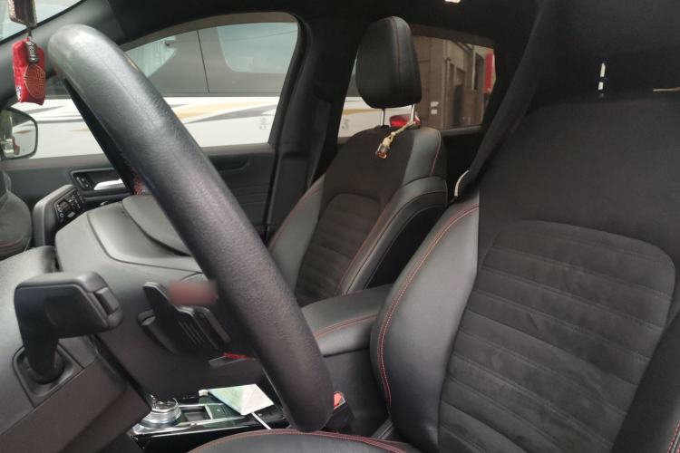 Used Ford Escape 2020 EcoBoost 245 Four-Wheel Drive ST-LINE Deluxe Edition Left Front Seat