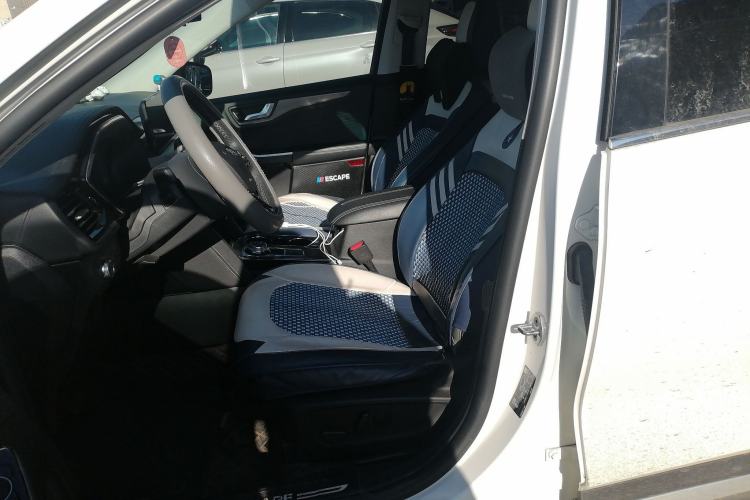 Used Ford Escape 2020 EcoBoost 245 4x4 Enjoyment Model Left Front Seat