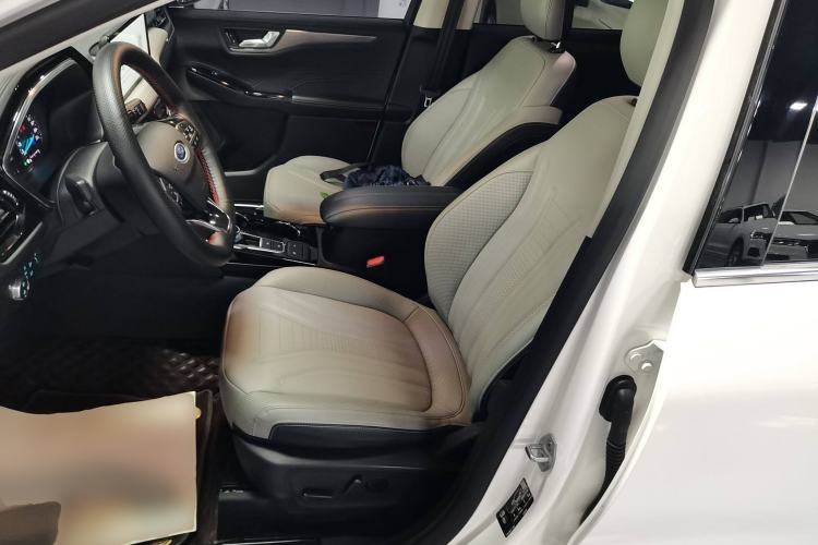 Used Ford Escape 2020 EcoBoost 245 Two-Wheel Drive Smart & Enjoyment Model Left Front Seat