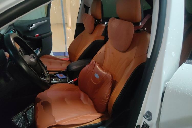 Used Ford Escape 2020 EcoBoost 245 Two-Wheel-Drive Comfort Edition Left Front Seat