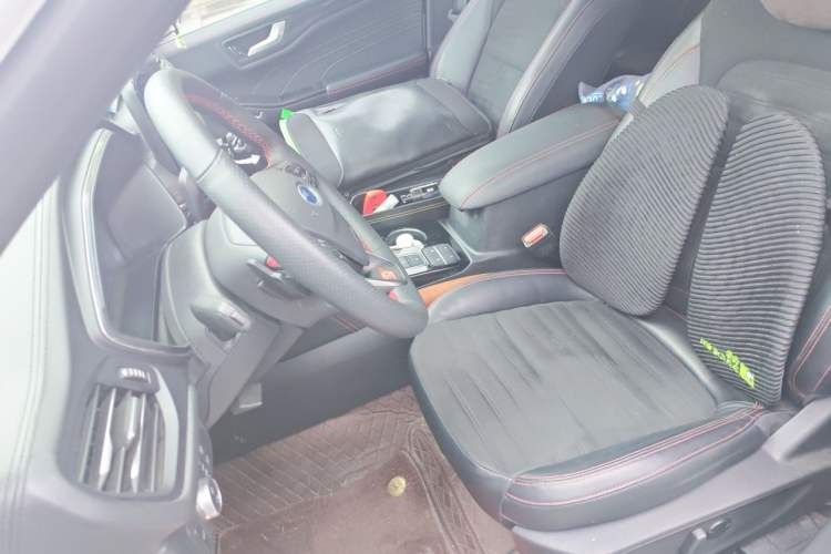 Used Ford Escape 2020 EcoBoost 245 Four-Wheel Drive ST-LINE Deluxe Edition Left Front Seat
