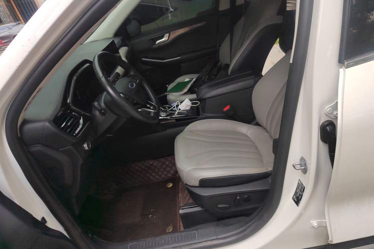 Used Ford Escape 2020 EcoBoost 245 4x4 Enjoyment Model Left Front Seat